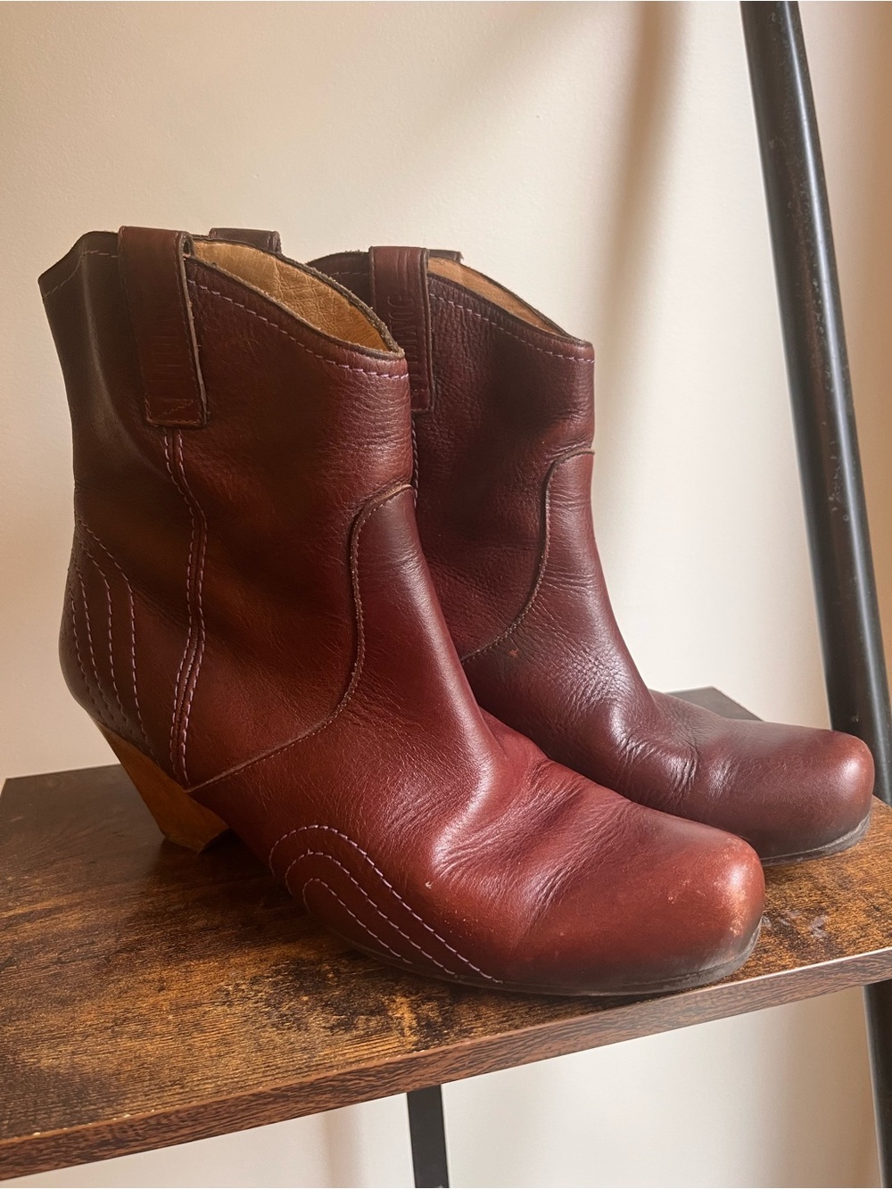 Burgundy Fluvog Leather Ankle Boots (8.5)